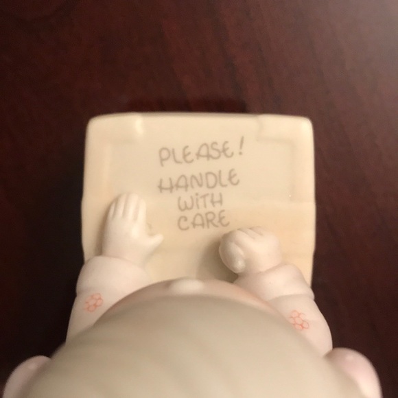 Precious Moments Sharing is Universal - Picture 3 of 4